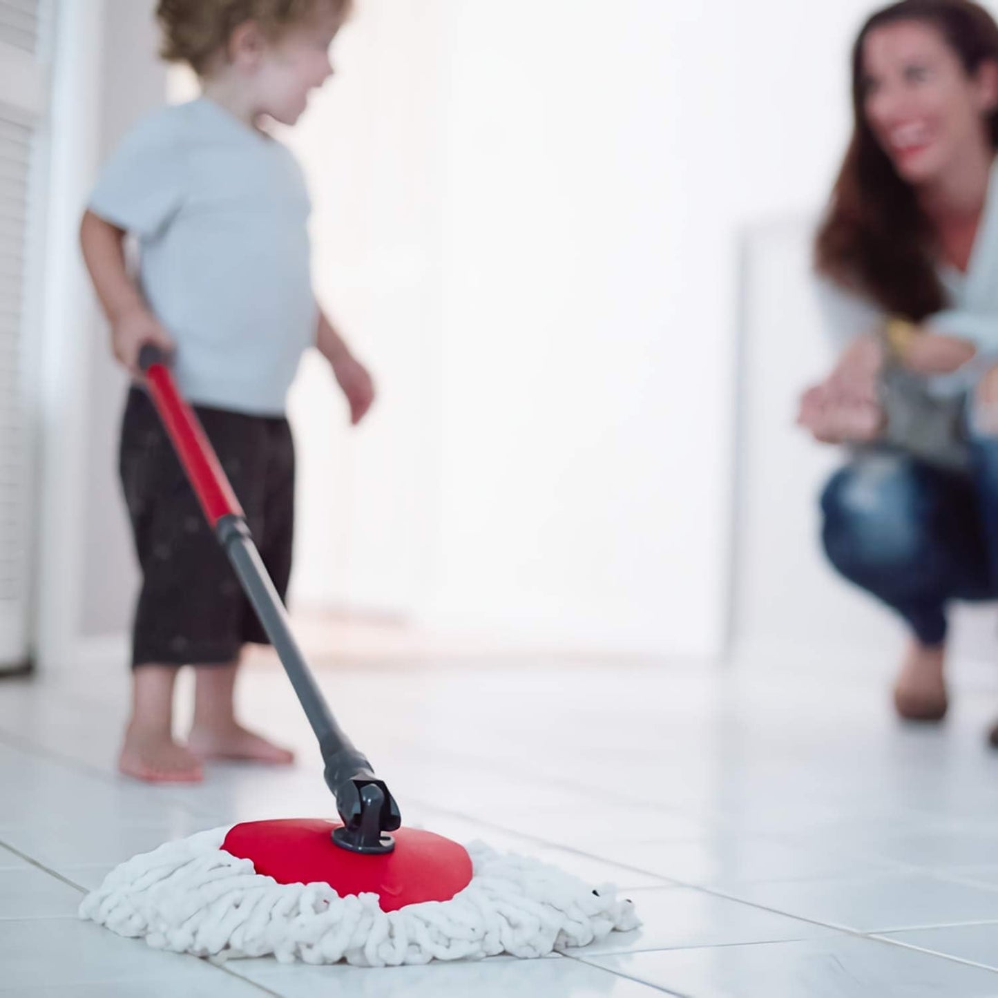 4 Pack Spin Mop Replacement Heads Microfiber Mop Refills Compatible with 2 Tank System Replace Head Safe for Cleaning All Hard-surfaced Floors Includes 1 Extra Mop Replacement Base
