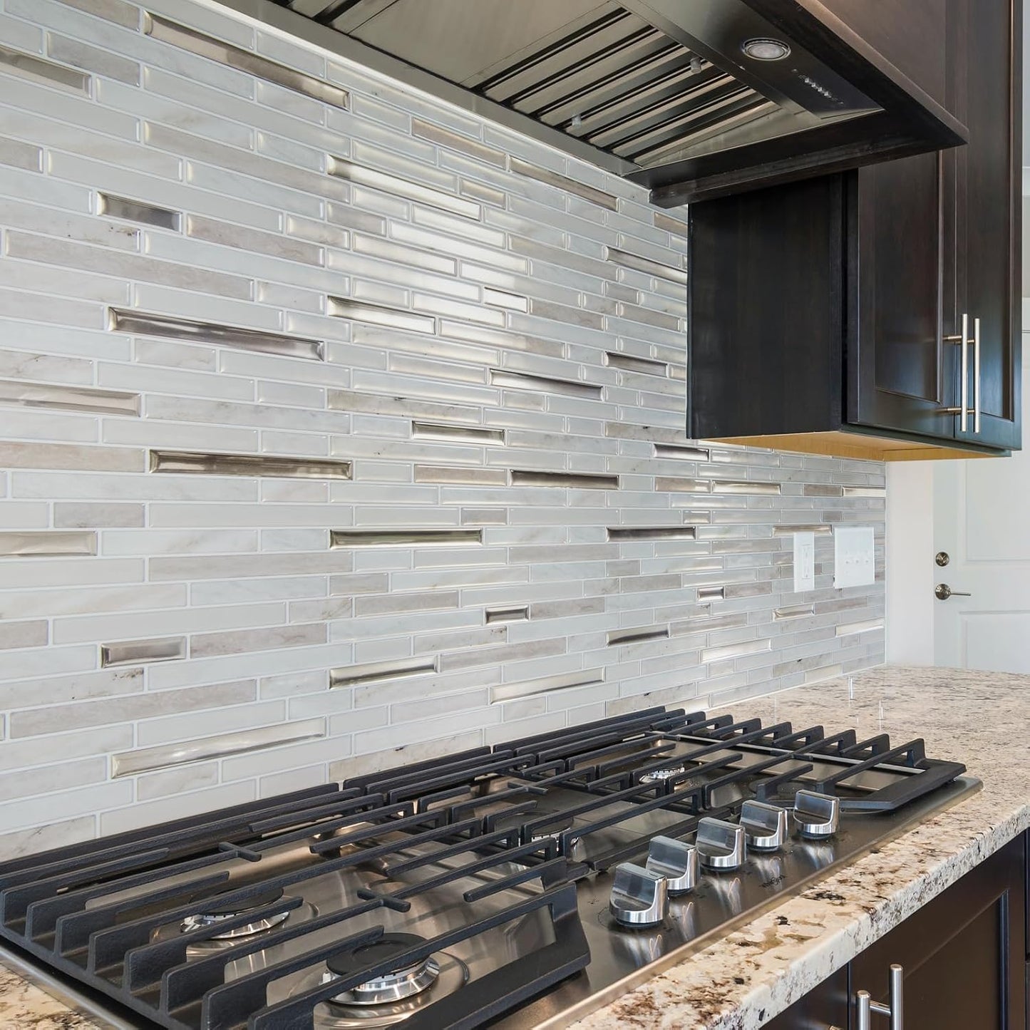 LONGKING 10-Sheet Extra Thick Peel and Stick Backsplash Tiles, Waterproof Kitchen Backsplash Peel and Stick Tile, Self-Adhesive Backsplash for Kitchen, Beige & White