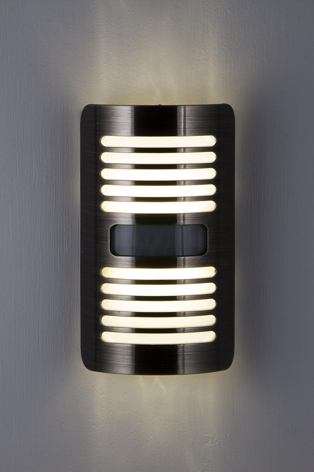GE Enbrighten LED Motion Sensor Night Light, Plug-in, 40 Lumens, Motion-Select with 25ft Detection, Dusk-to-Dawn, Brushed Nickel Louver – 37299 (1 Pack)