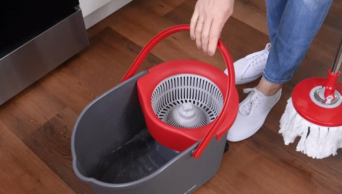 Simpli-Magic 79349 Spin Mop Cleaning System with 3 Microfiber Mop Heads, Red/Black