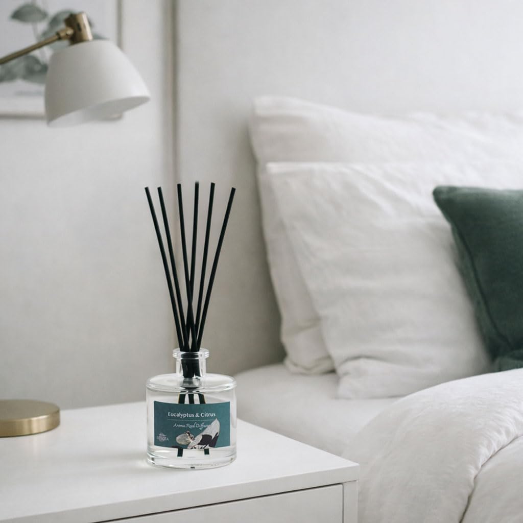 Reed Diffuser Set, Lavender & Rose 3.52 oz (100ml) Scented Diffuser with Sticks Home Fragrance Reed Diffuser for Bathroom Shelf Decor, Ideal Gift for Woman