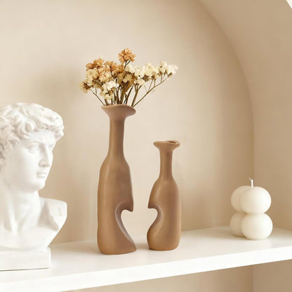 Heart Shaped Small Ceramic Vases Set of 2 Home Decor Boho Vase Modern Matte Flower Vase Minimalist Decorative Vase for Wedding Gift Dining Coffee Table Book Shelf Office Décor