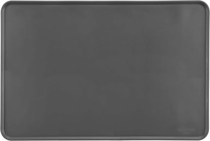 Amazon Basics Waterproof Non-Slip Silicone Pet Feeding Mat with Raised Edges for Food and Water Bowls, Easy to Clean Pet Placemat to Protect Floors, 18.5" x 11.5", Black