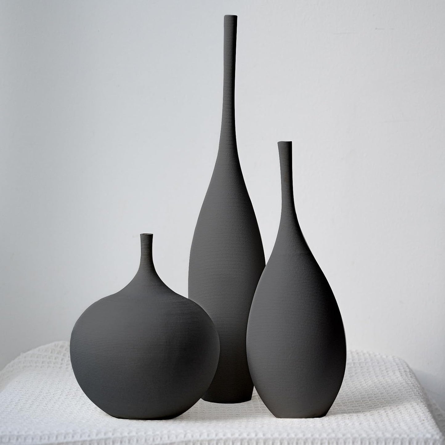 Relexome White Ceramic Vase Modern Boho Wabi-Sabi Flower Vase Set of 3 Decorative Aesthetic Vases for Centerpieces Pampas Matte Minimalist Vases for Living Room Table Shelf Home Decor Gift