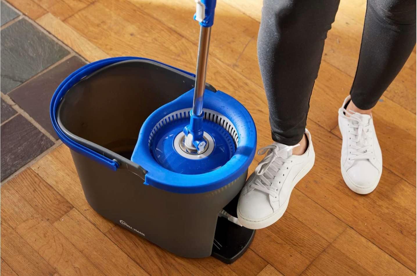 Simpli-Magic 79349 Spin Mop Cleaning System with 3 Microfiber Mop Heads, Red/Black