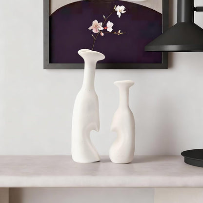 Heart Shaped Small Ceramic Vases Set of 2 Home Decor Boho Vase Modern Matte Flower Vase Minimalist Decorative Vase for Wedding Gift Dining Coffee Table Book Shelf Office Décor