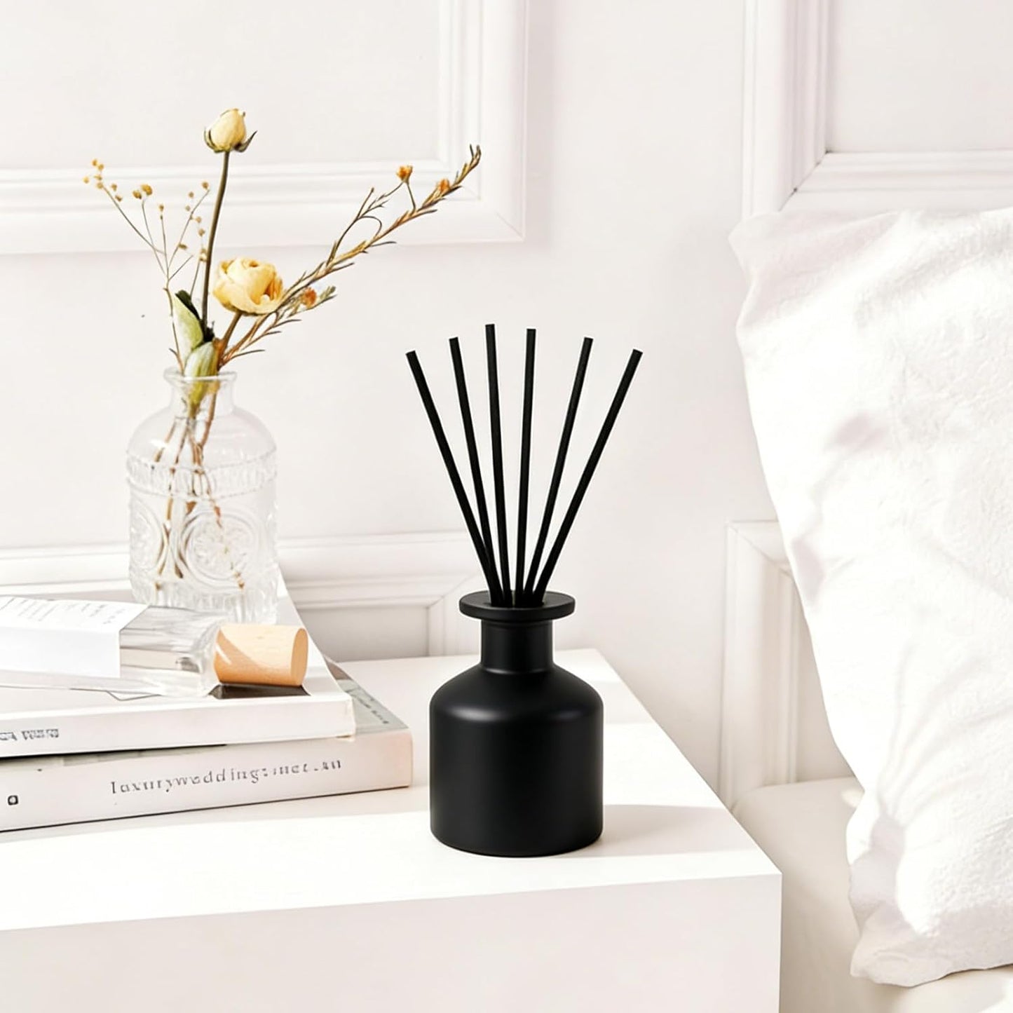 Reed Diffuser Set,Ocean Mist & Sea Salt Fragrance,100ml(3.38 fl.oz) with 6 Reed Sticks,Long-Lasting Oil Diffuser for Home,Office,Bathroom,Flame Free