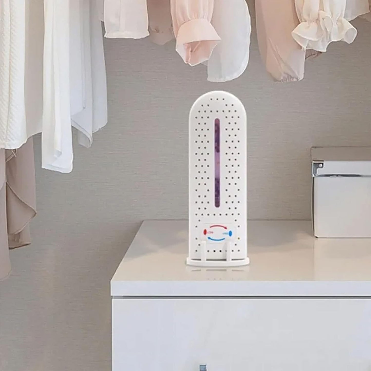 Electric Dehumidifier, USB Rechargeable Rectangle Air Dehumidifier 16.8x5.8cm/6.6x2.3in Mini Portable Dehumidifying Machine for Home Wardrobe Cabinet