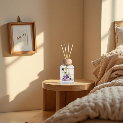 Reed Diffuser Set Gardenia Floral, 3.4 fl oz - Elegant Home Fragrance with Sticks - Long-Lasting Scented Oil Reed Diffuser for Bedroom, Bathroom Shelf Decor & Living Room(Gardenia Floral)