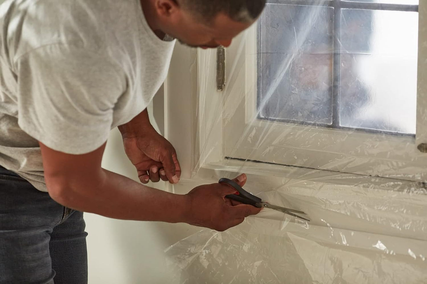Duck MAX Strength Window Insulation Kit, Winter Window Seal Kit Fits up to 10 Windows, Heavy Duty Shrink Film Cuts to Size for Easy Indoor Installation, Window Tape Included,62 In. x 420 In., Clear