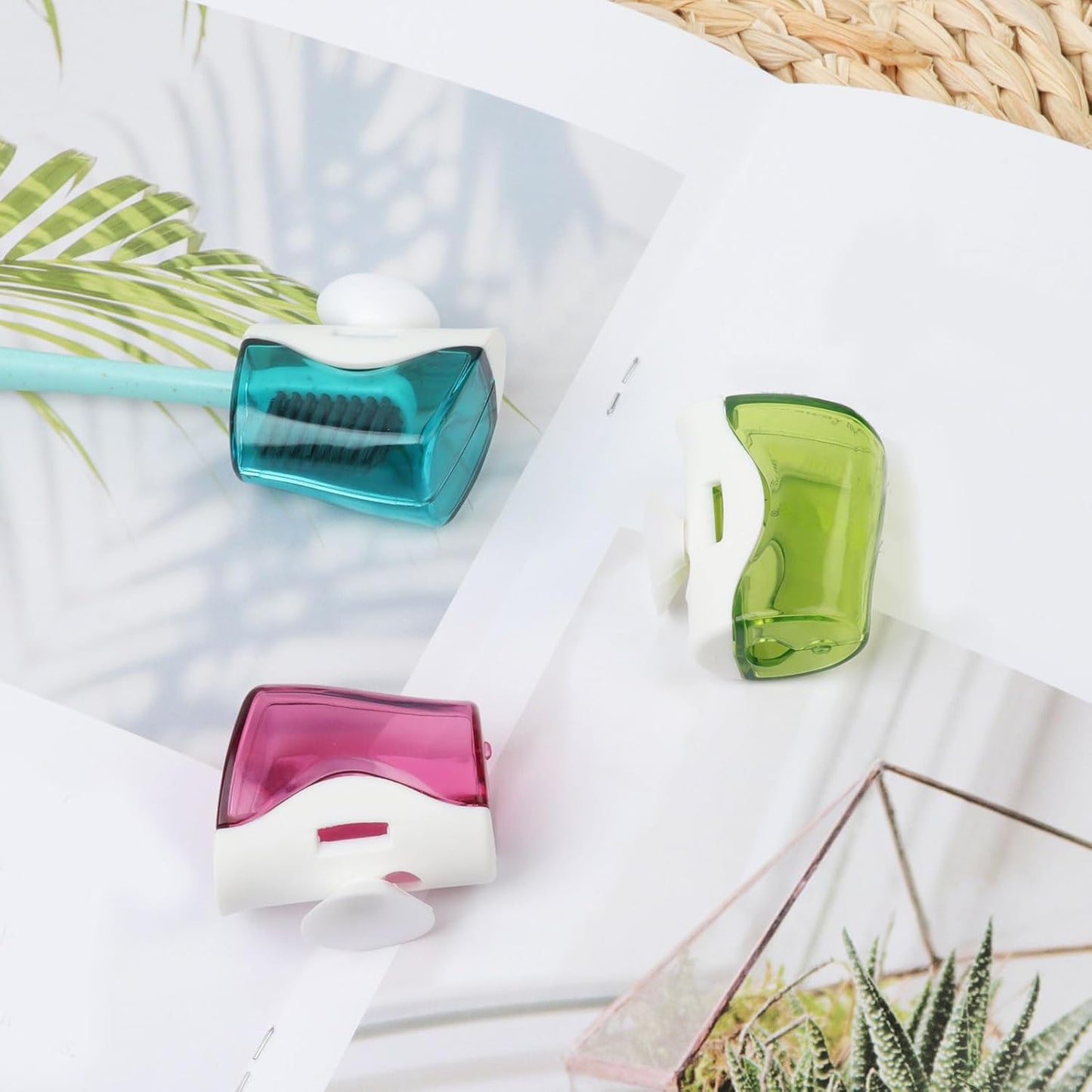 6 Pack Travel Toothbrush Head Covers with Suction Cup Electric and Manual Toothbrush Cover Clip Portable Plastic Toothbrush Protector Cap Brush Pod Case for Traveling, Camping, Bathroom, Home, School