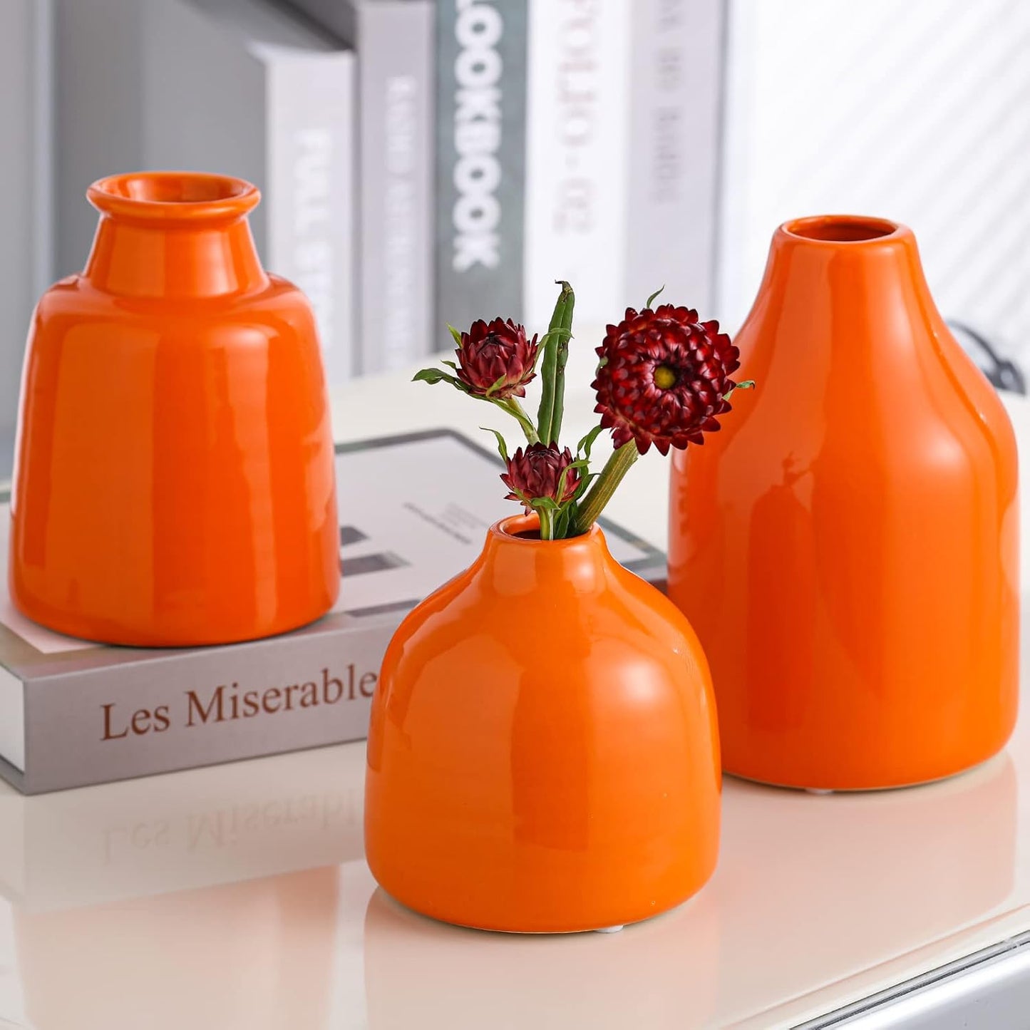 hjn Small White Vase Set of 3 for Modern Home Decor,Ceramic Vases for Centerpieces Flower Vases for Living Room Wedding/Dinner Table/Party -White