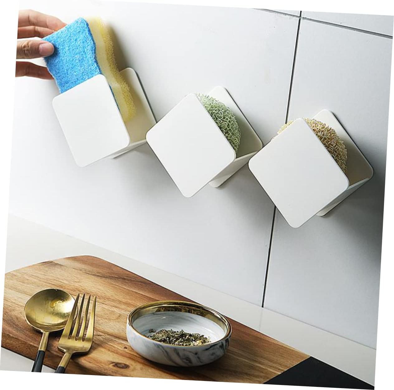 2pcs Wall-Mounted Sponge Drain Rack for Kitchen Sink Quick-Drying Storage Holder for Dishcloths and Cleaning Sponges No-Drill Material Design