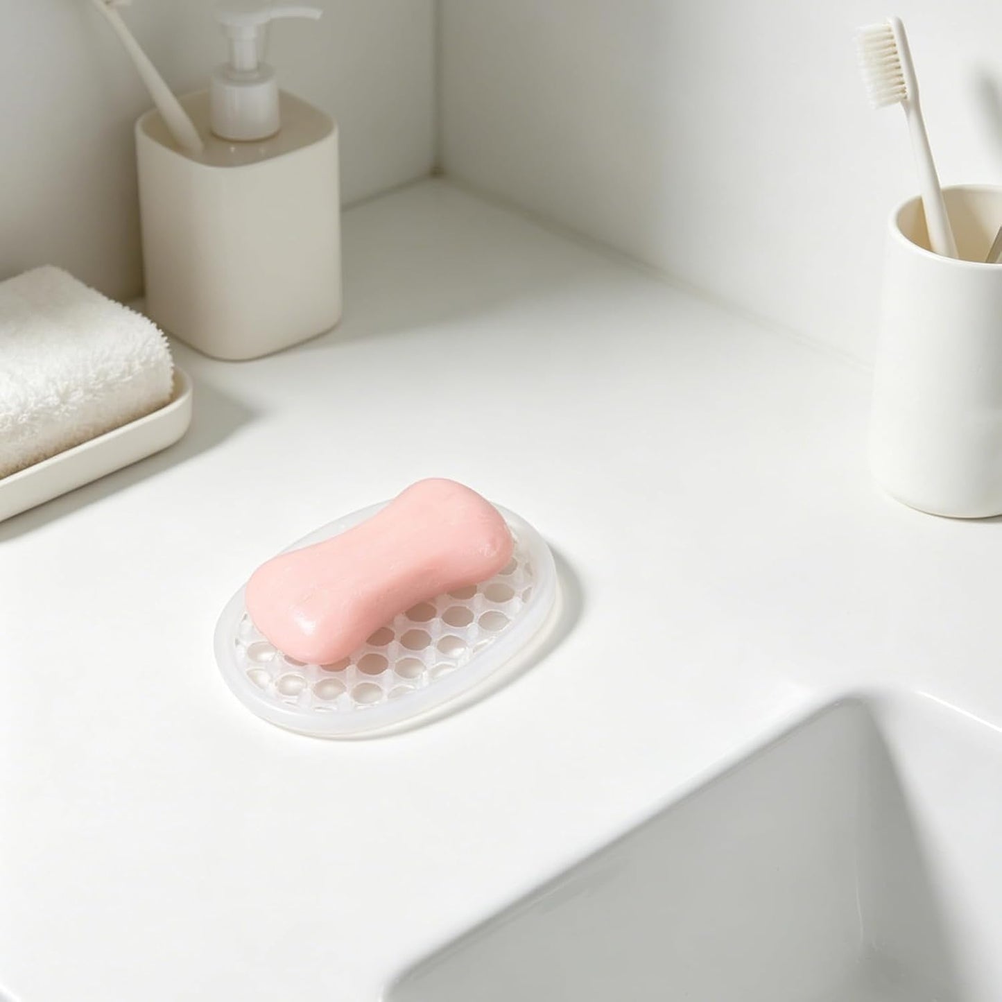 2 Pcs Soap Dish with Drainage Holes, Silicone Soap Holder | Clear Bar Holder Tray, Self Draining Soaps Saver for Shower, Anti-Slip Soaps Container for Bathroom, Shower, Kitchen