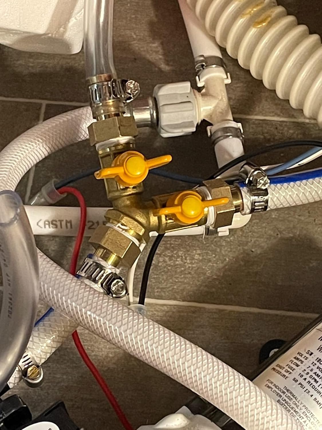 Beduan 3 Way Shut Off Ball Valve, 3/8" Hose Barb 2 Switch Brass Y Shaped Valve