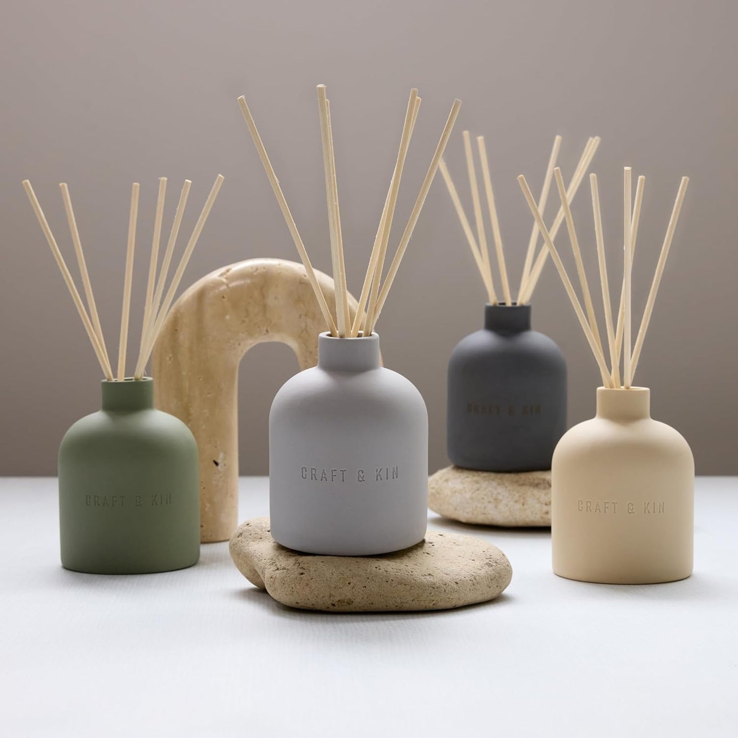 Craft & Kin Reed Diffuser for Home & Bathroom – Neroli & Jasmine Holiday Reed Diffuser Set with Fragrance Sticks, Long-Lasting Alcohol-Free Winter Scent, Earthenware Collection, 6.7oz