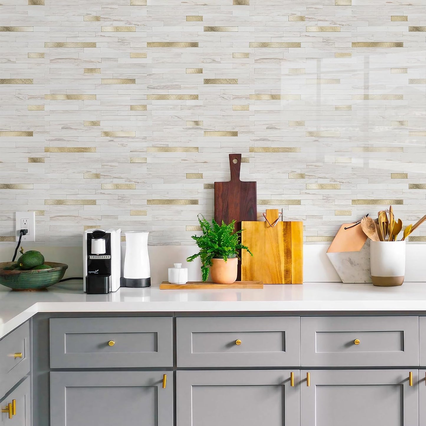 STICKGOO 20 Sheets Peel and Stick Backsplash Tile, Stick on Backsplash for Kitchen and Bathroom, White Sandstone Look PVC Mixed Metal Gold Self Adhesive Wall Tiles