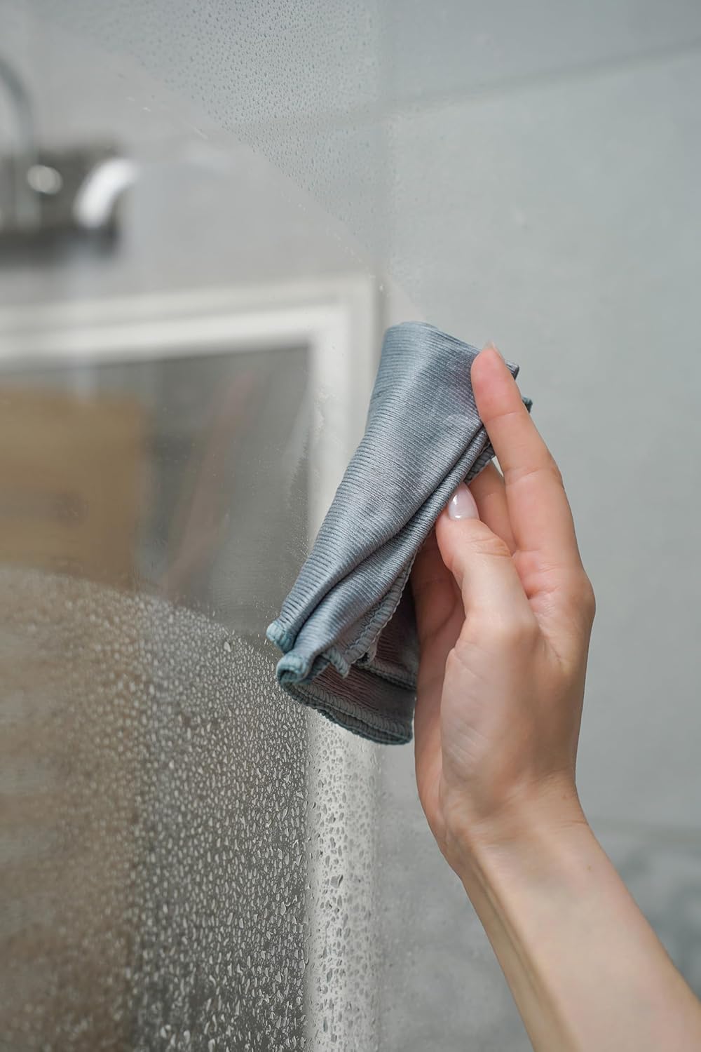 YUNIKO Shower Squeegee – Black Stainless Steel Shower squeegee with Silicone Blade for Shower Doors, Windows, Mirrors, Tiles & Car Windows – Includes 2 Adhesive Hooks, Assembly Tool & Microfiber Cloth