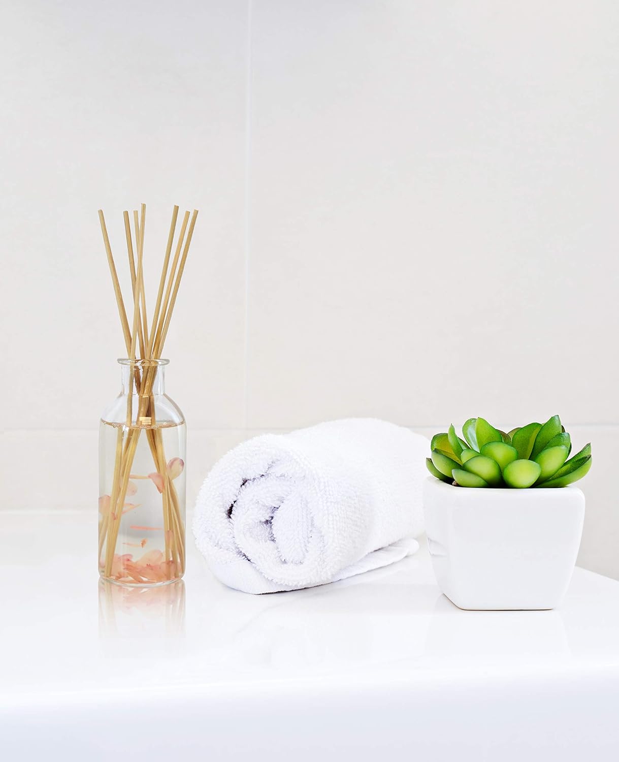 Urban Naturals Smoked Vanilla Reed Diffuser Set with Vanilla Bean, Sandalwood & Leather | Made in the USA - Colors B