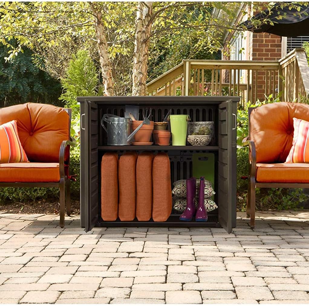 Rubbermaid Decorative Outdoor Storage Cabinet (123 Gal), Weather Resistant, Brown, Organization for Home/Backyard/Pool Chemicals/Toys/Garden Tools/Porch/Patio Cushions