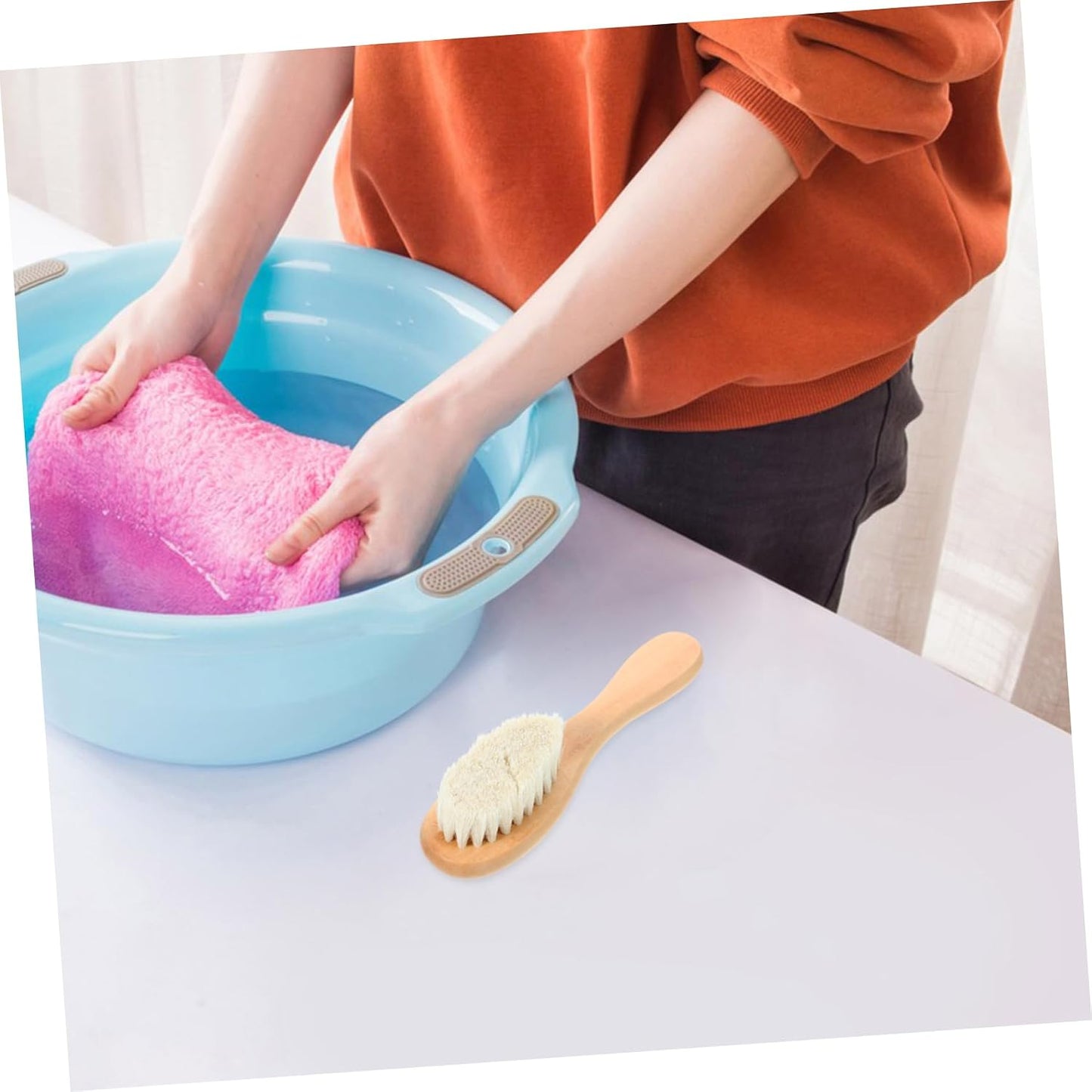 Laundry Brush for Stains Soft Bristle Brush Gentle on Fabrics Quilt Tool Fabric Brush Fuzz Remover Brush Laundry