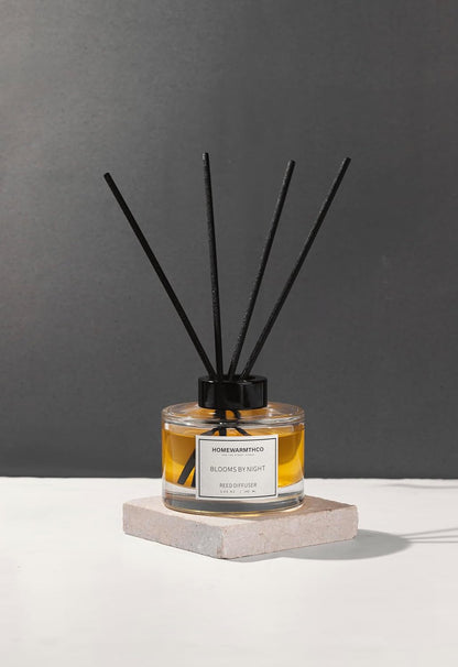 Clean Linen Reed Diffuser Set - Luxury Fragrance Reed Diffusers for Home. Office, Bathroom, Kitchen and Home Decor - Long-Lasting Scent with Non-Toxic Oils (5.63 oz, 160ml)