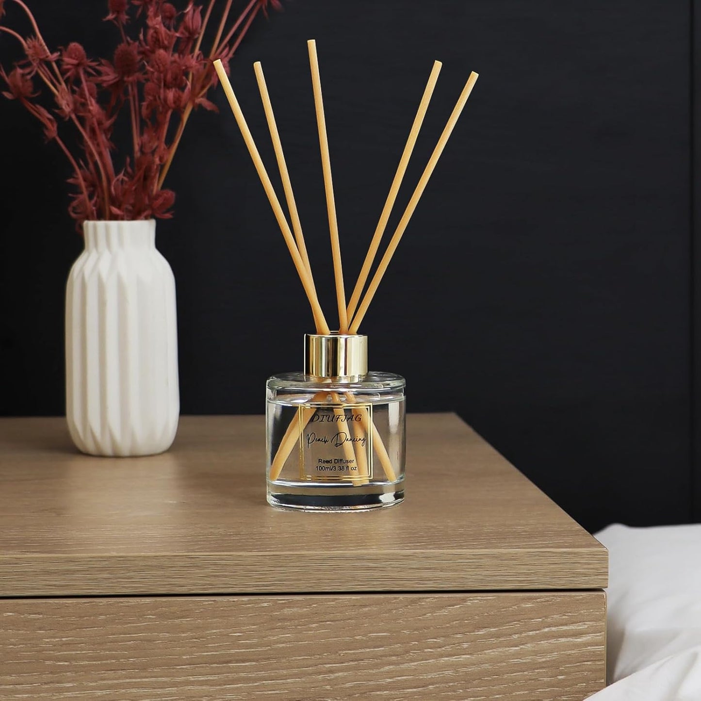 100ml Scent Diffuser with 6 Fiber Sticks, 3.5 oz Reed Diffuser Set Aromatherapy Fragrance Diffusers Air Fresheners for Home Bedroom Bathroom (Coconut)
