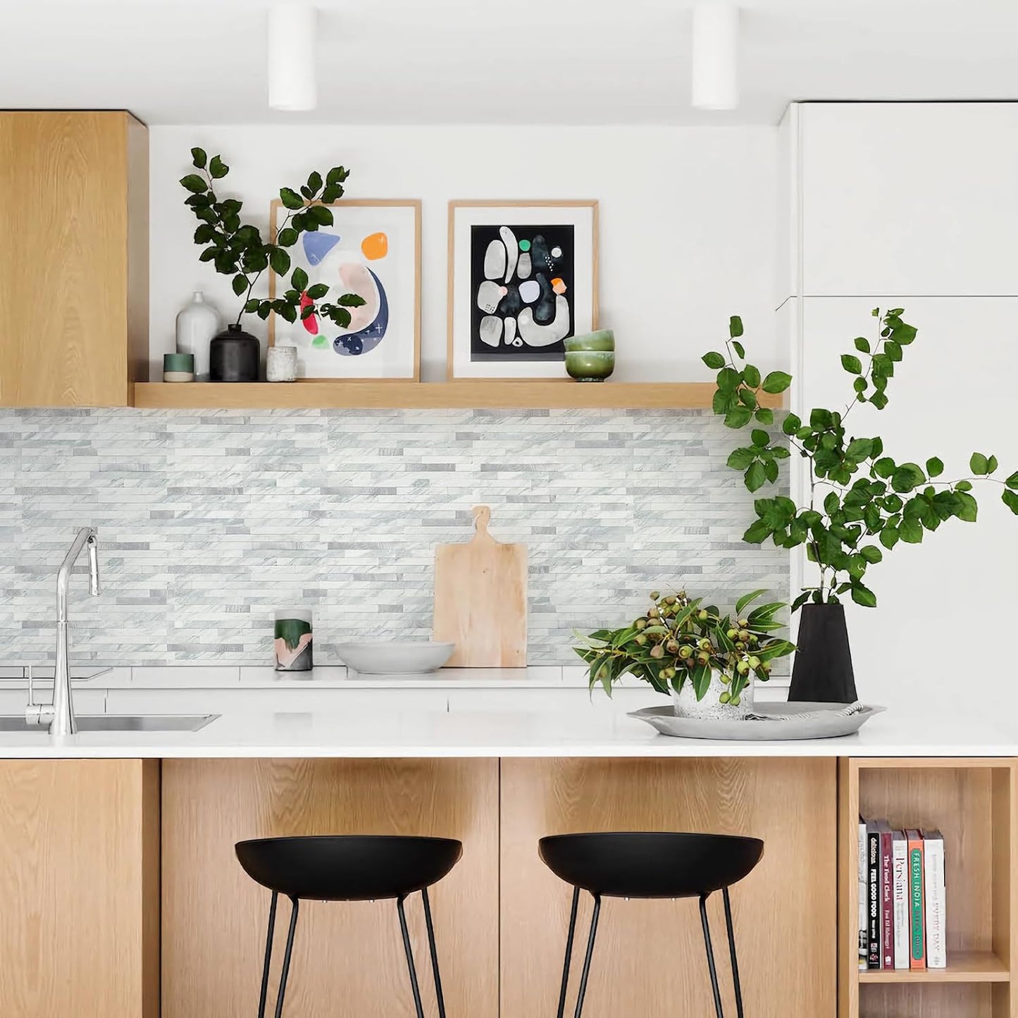 STICKGOO 20 Sheets Peel and Stick Backsplash Tile, Stick on Backsplash for Kitchen and Bathroom, White Sandstone Look PVC Mixed Metal Gold Self Adhesive Wall Tiles