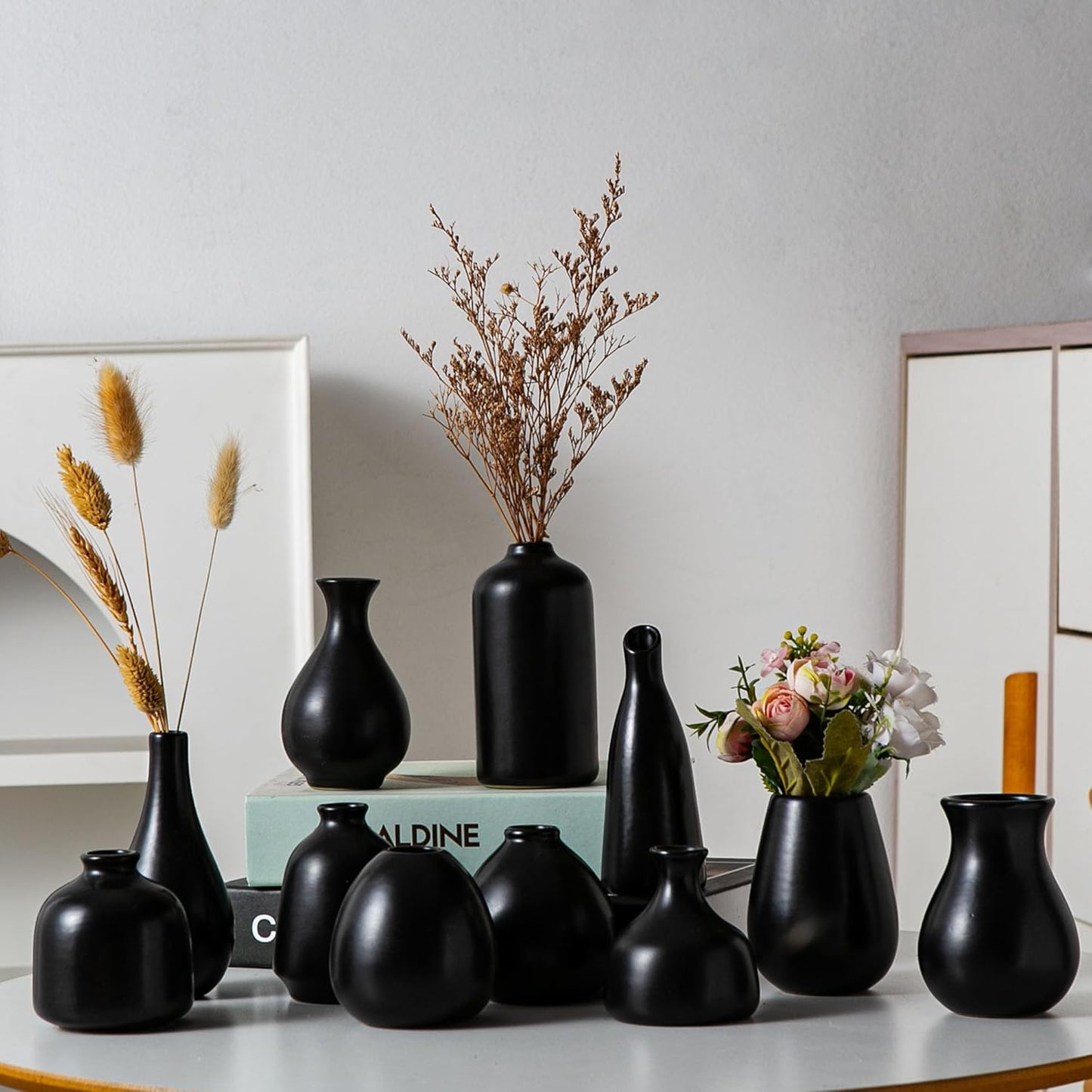 Tanvecle Small White Vases, Ceramic Bud Vase Set of 5, Mini Pottery Vases for Pampas Grass, Flowers, Decorative Vases for Home Modern Decor, Rustic Decor, Veses for Living Room Dining Table Shelves