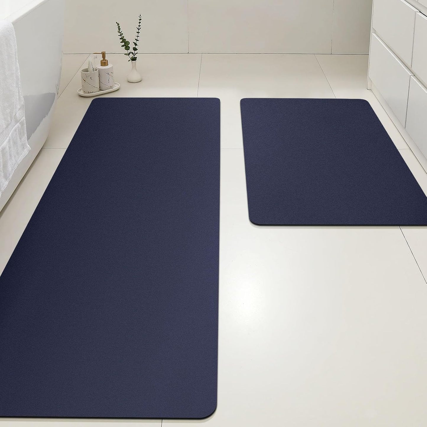 ACCUMTEK Non Slip Bath Mat, Thin Bathroom Rugs Fit Under Door, Quick Dry Bath Mats, Machine Washable Bath Rugs for Bathroom, Bathtub & Kitchen, Grey/Bordered/24 x17