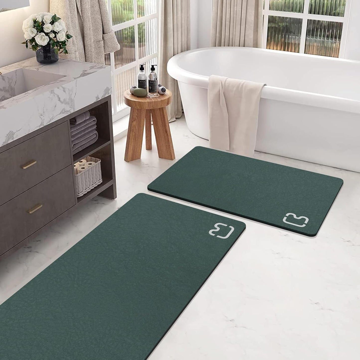 Diatomaceous Earth Bath Mat Rugs Super Absorbent Diatomite Stone Bath Mat Non Slip Quick Dry Thin Bathroom Mat Fit Under Door, Floor Rugs in Front of Bathtub, Shower Room, Sink,15.7"x23.6", Grey