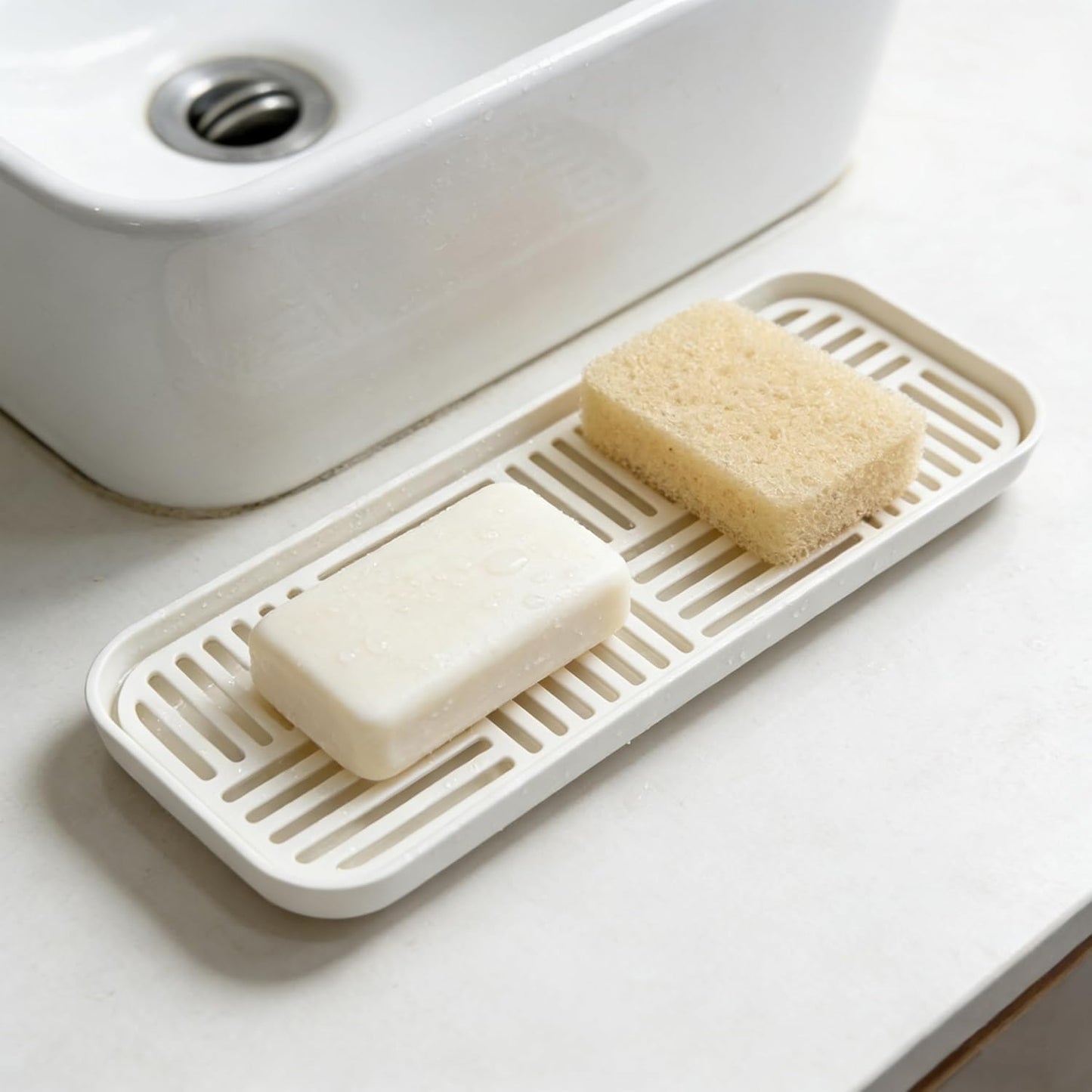 2-in-1 Kitchen Sink Caddy Organizer with Plastic Drain Grate, Double-Layer Drain Sponge Soap Holder & Food Fruit Vegetable Drain Tray for Sink Countertop Home Kitchen Restaurant Hotel, Grey (1 Pack)