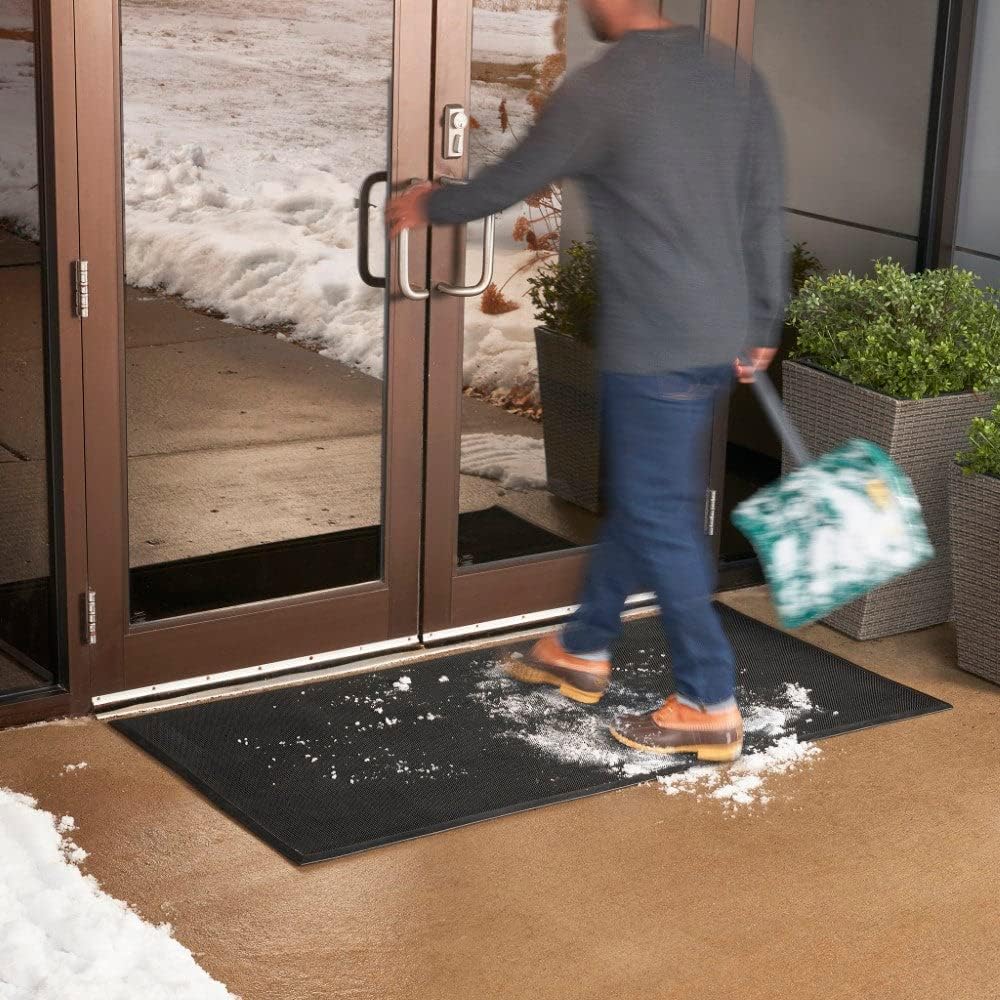 Consolidated Plastics Heavy-Duty Shoe-Scraper Outdoor Finger Tip Entryway Mat, 32" W x 39" L, Black