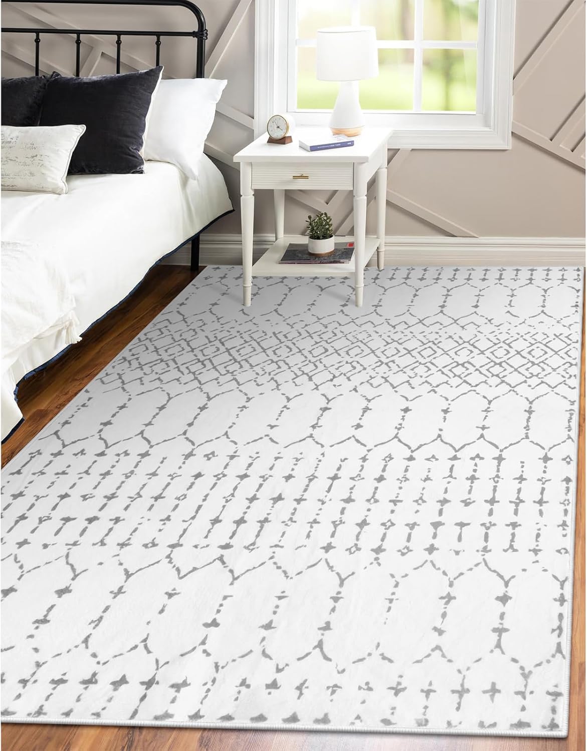 Lahome Moroccan Entry Rug 2x3, Non-Slip Washable Front Indoor Door Mat Rubber Backing Low-Profile Door Rugs, Small Geometric Print Distressed for Entryway Bathroom Kitchen, Black Hana