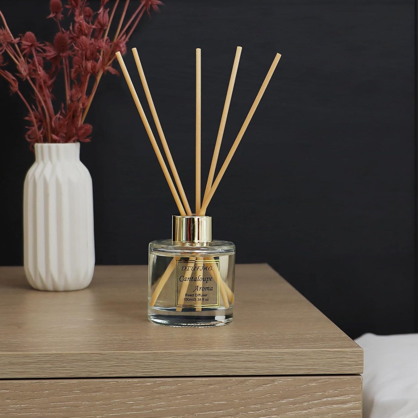 100ml Scent Diffuser with 6 Fiber Sticks, 3.5 oz Reed Diffuser Set Aromatherapy Fragrance Diffusers Air Fresheners for Home Bedroom Bathroom (Coconut)