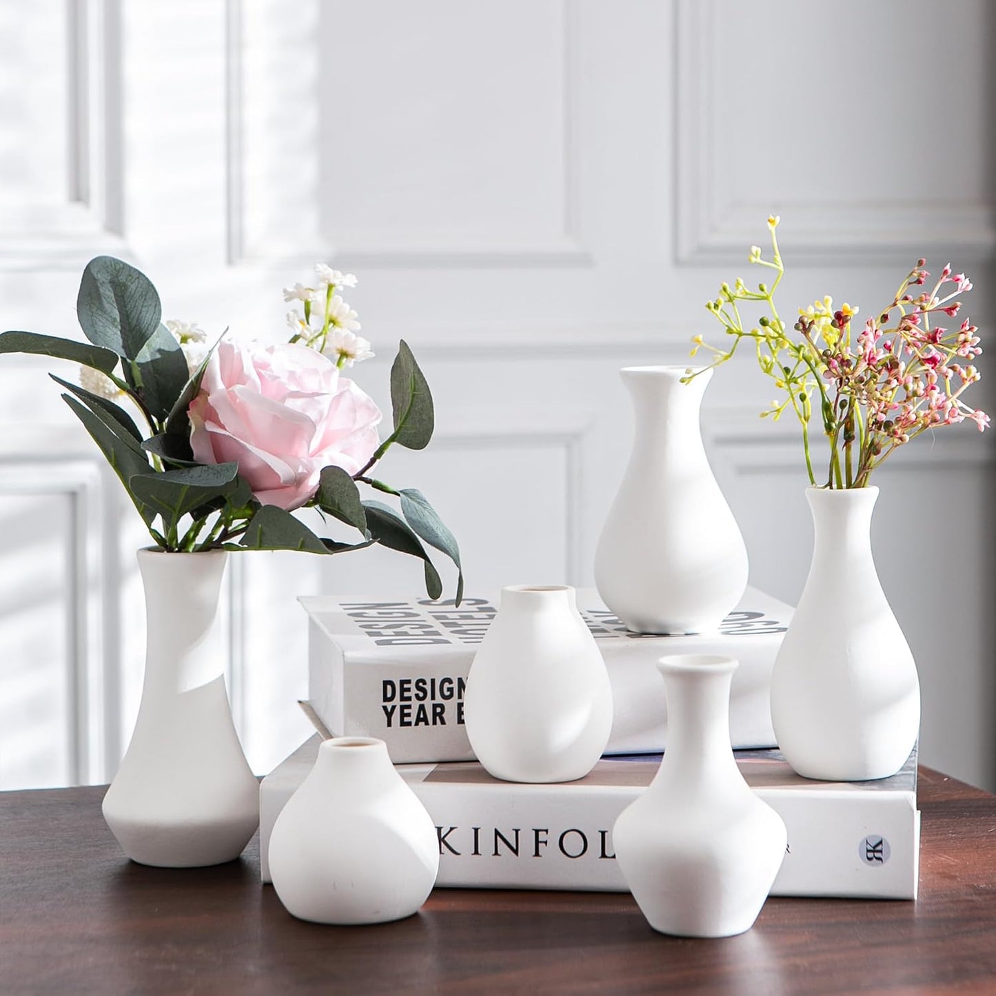White Bud Vases, Ceramic Small Vase Set of 5, Mini Vases for Fresh and Dried Flowers, Modern Home Decor, Pottery Centerpiece Table Decorations