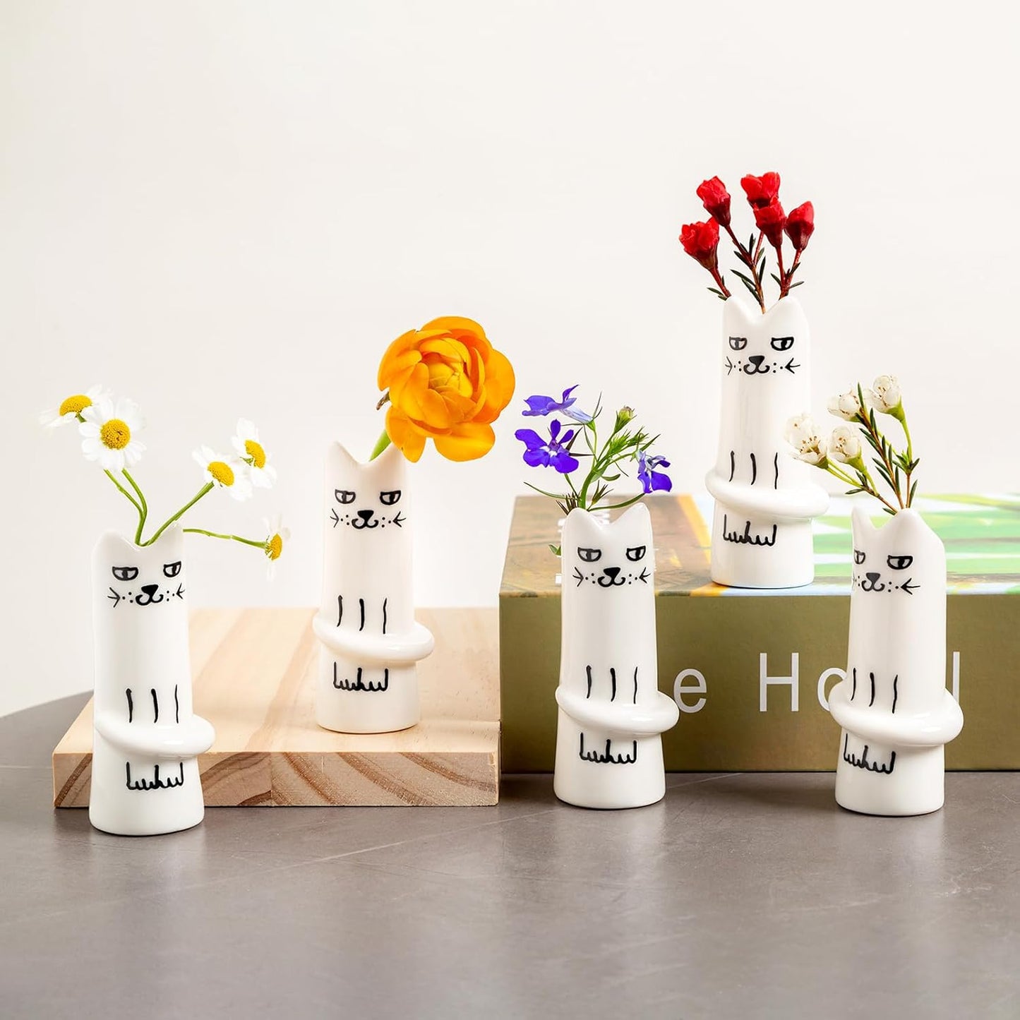 MOUGIGI Cute Blue House Ceramic Bud Vase Set of 3 - Handmade Miniature Vase with Star Roof for Dried Flowers, Chic Japandi Style Decor for Entryway, Dining,Coffee Table - Ideal Small Gift for Home