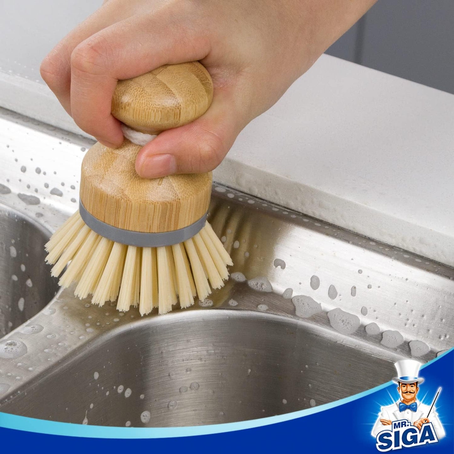 MR.SIGA Dish Brush with Bamboo Handle Built-in Scraper, Scrub Brush for Pans, Pots, Kitchen Sink Cleaning, Pack of 2