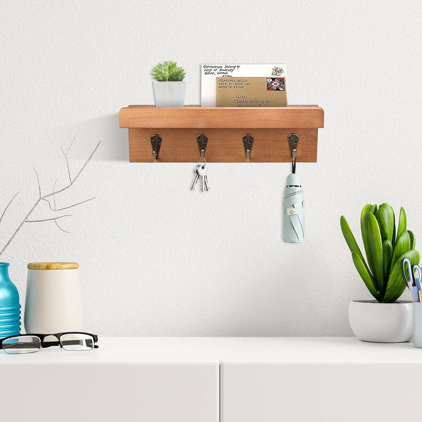 HRONRAD Rustic Key Holder for Wall, Farmhouse Wall Shelf with 4 Hooks, Wall Mounted Key Racks, Wooden Mail Organizer with Hooks for Entryway (Brown)