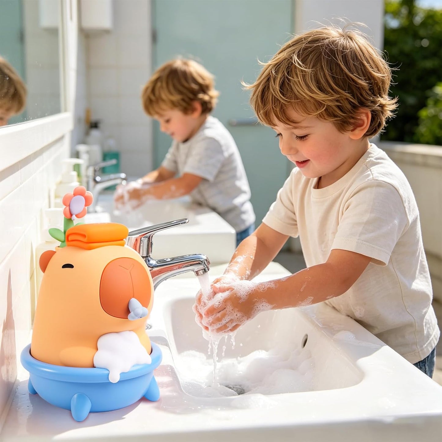 Kids Automatic Soap Dispenser - Cute Duck Touchless Foaming Hand Soap Dispenser, Waterproof USB Rechargeable, Hand- Free Shampoo Dispensers for Bathroom, Kitchen Countertop, Preschool