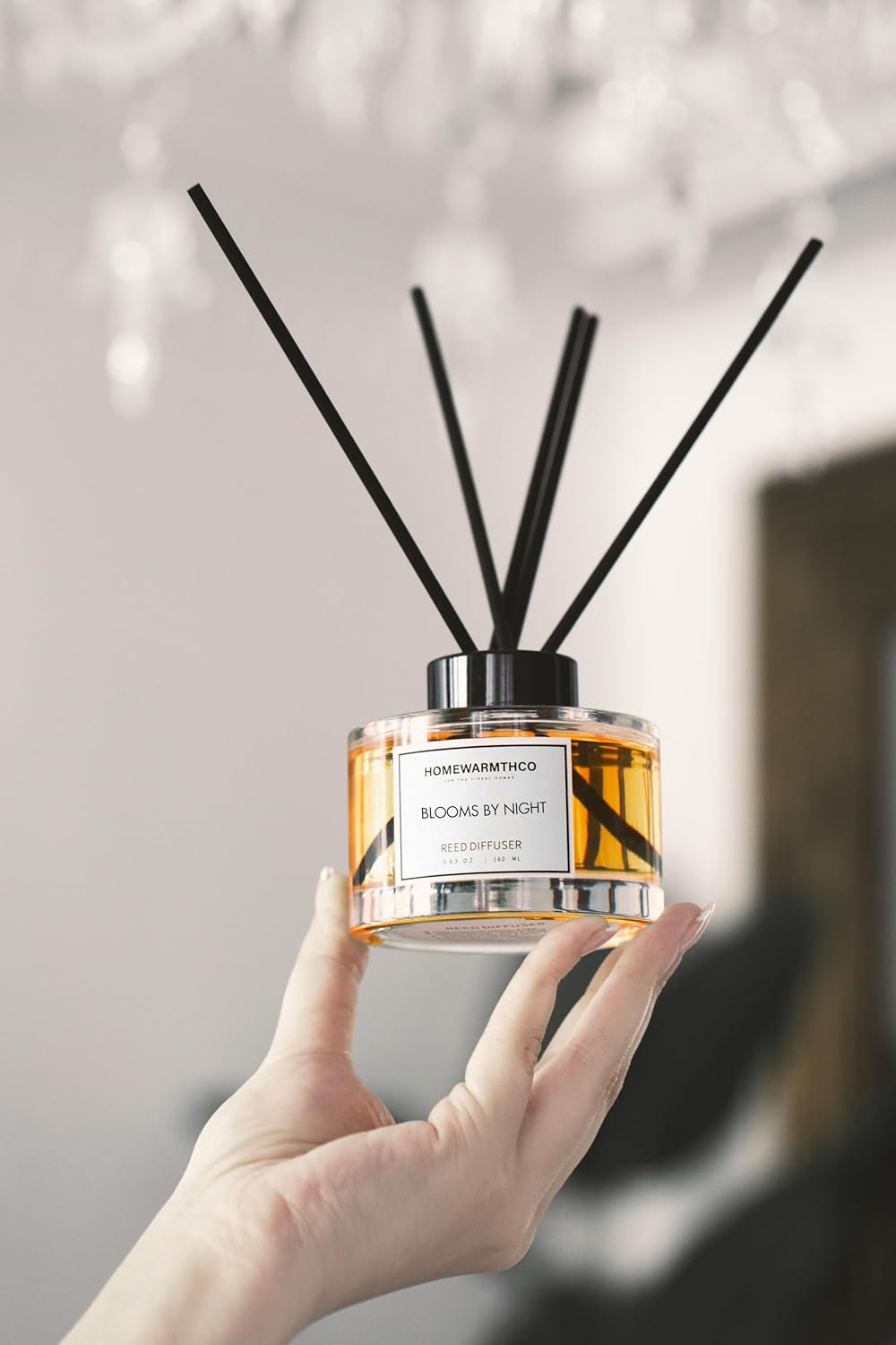 Clean Linen Reed Diffuser Set - Luxury Fragrance Reed Diffusers for Home. Office, Bathroom, Kitchen and Home Decor - Long-Lasting Scent with Non-Toxic Oils (5.63 oz, 160ml)