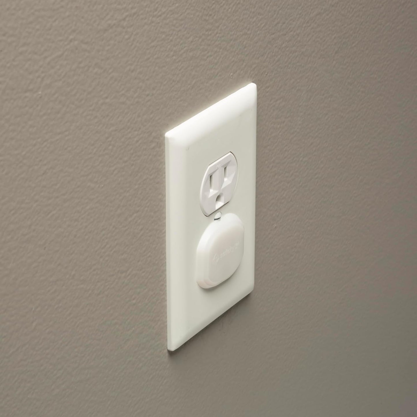 Safety 1st Electrical Outlet Baby Proof Covers, Secure Outlet Plugs, Baby Proofing, 36 Count