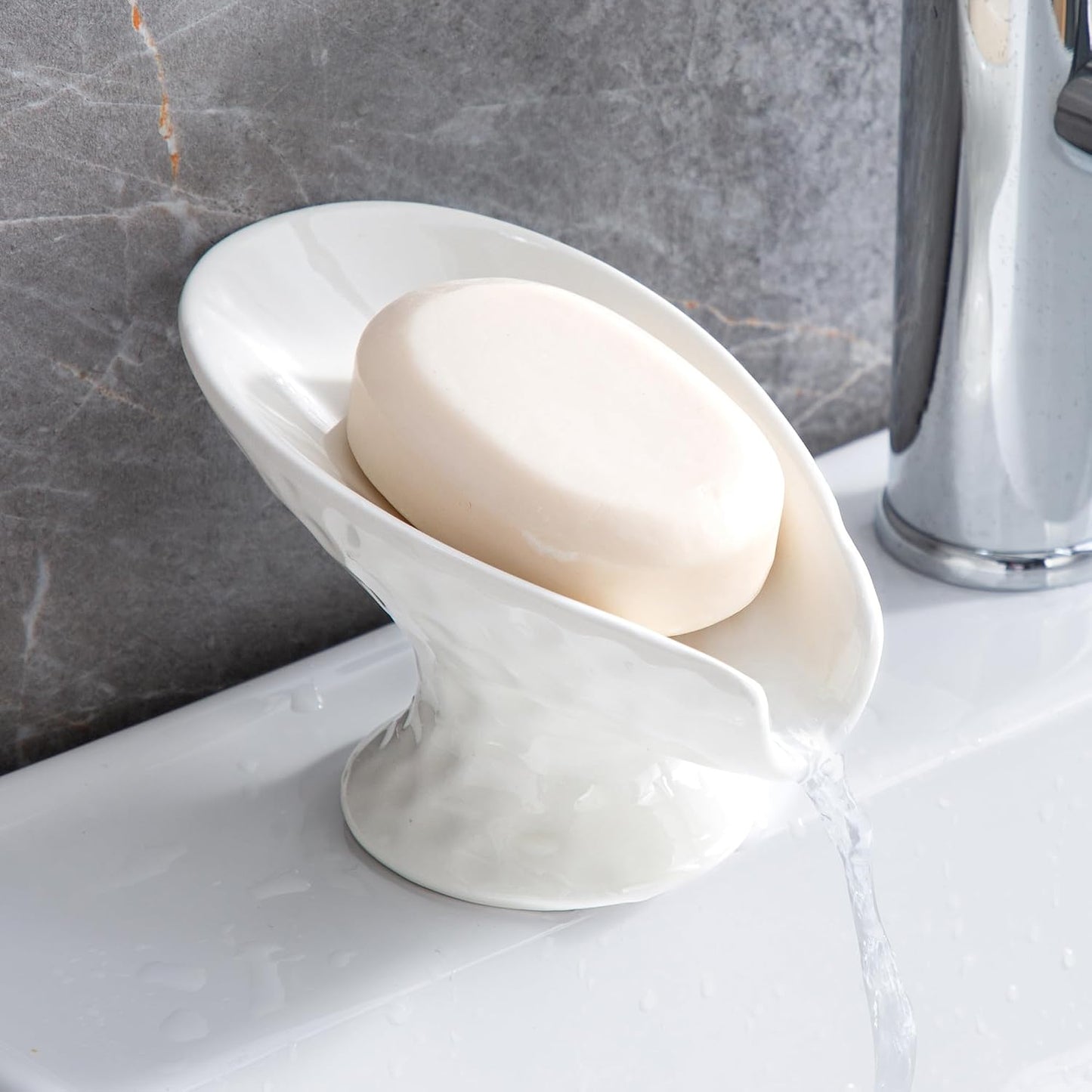 Self Draining Soap Dish,Soap Bar Holder for Shower,White Ceramic Soap Dishes for Bathroom Kitchen Shower Keeps Soap Dry, Easy to Clean(Gloss White)