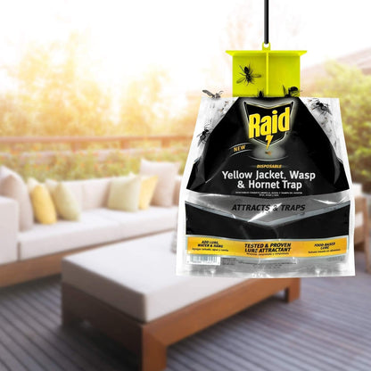 Raid Yellow Jacket, Wasp & Hornet Trap, 6 Pack, Disposable, Convenient, Hanging Fly Trap Bags with Food-Based Lure, No-Spray Outdoor Fly Traps Suitable Defense for Yards, Patios & Campsites
