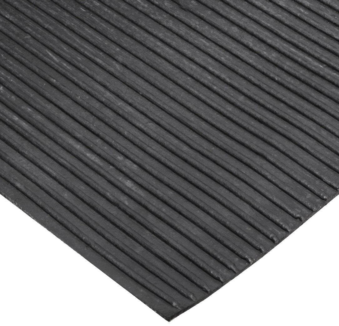 Notrax T28 Scrape® Moisture Trap Entry Scraper Mat, Outdoor Natural Rubber Doormat for Home or Business, Medium-Duty, Beveled Edges, 24" x 32", Black, T28S2432BL