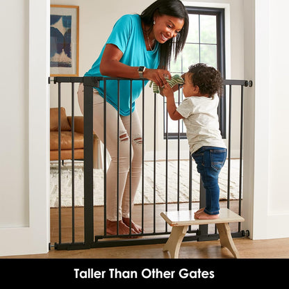 Cumbor 30-46" Baby Gate for Stairs, Mom's Choice Awards Winner-Auto Close Dog Gate for The House, Gifts for Mom, Easy Install Pressure Mounted Pet Gates for Doorways, Black