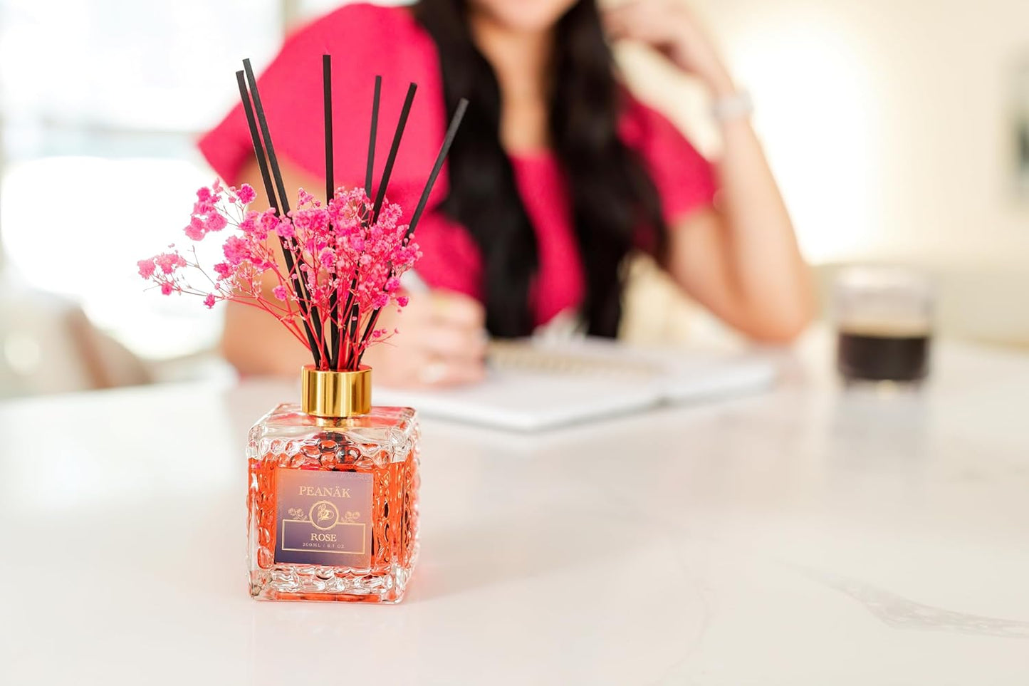 PEANÄK Reed Diffuser Set - Sandalwood Rose Fragrance 6.7oz (200 ml) - Real Preserved Flowers & 8 Reed Sticks for Bathroom Shelf Decor Home Diffuser & Office Scent with Long Lasting Gift Scent