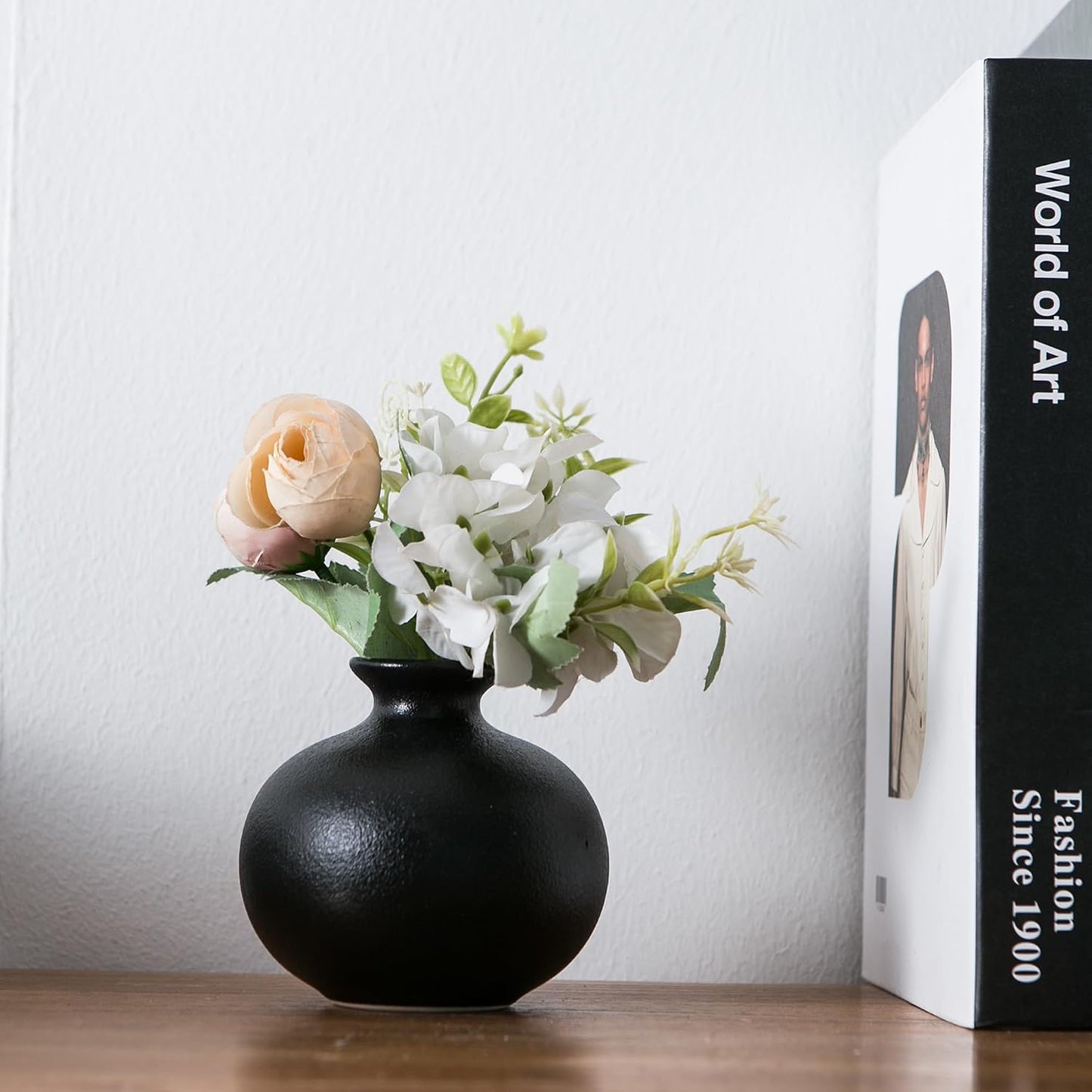 White Bud Vases, Ceramic Small Vase Set of 5, Mini Vases for Fresh and Dried Flowers, Modern Home Decor, Pottery Centerpiece Table Decorations