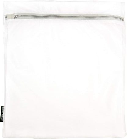 Laura Ashley Large Laundry Delicates with Zipper Closure to Protect Clothes Mesh Wash Bag, Clear, LA-92435