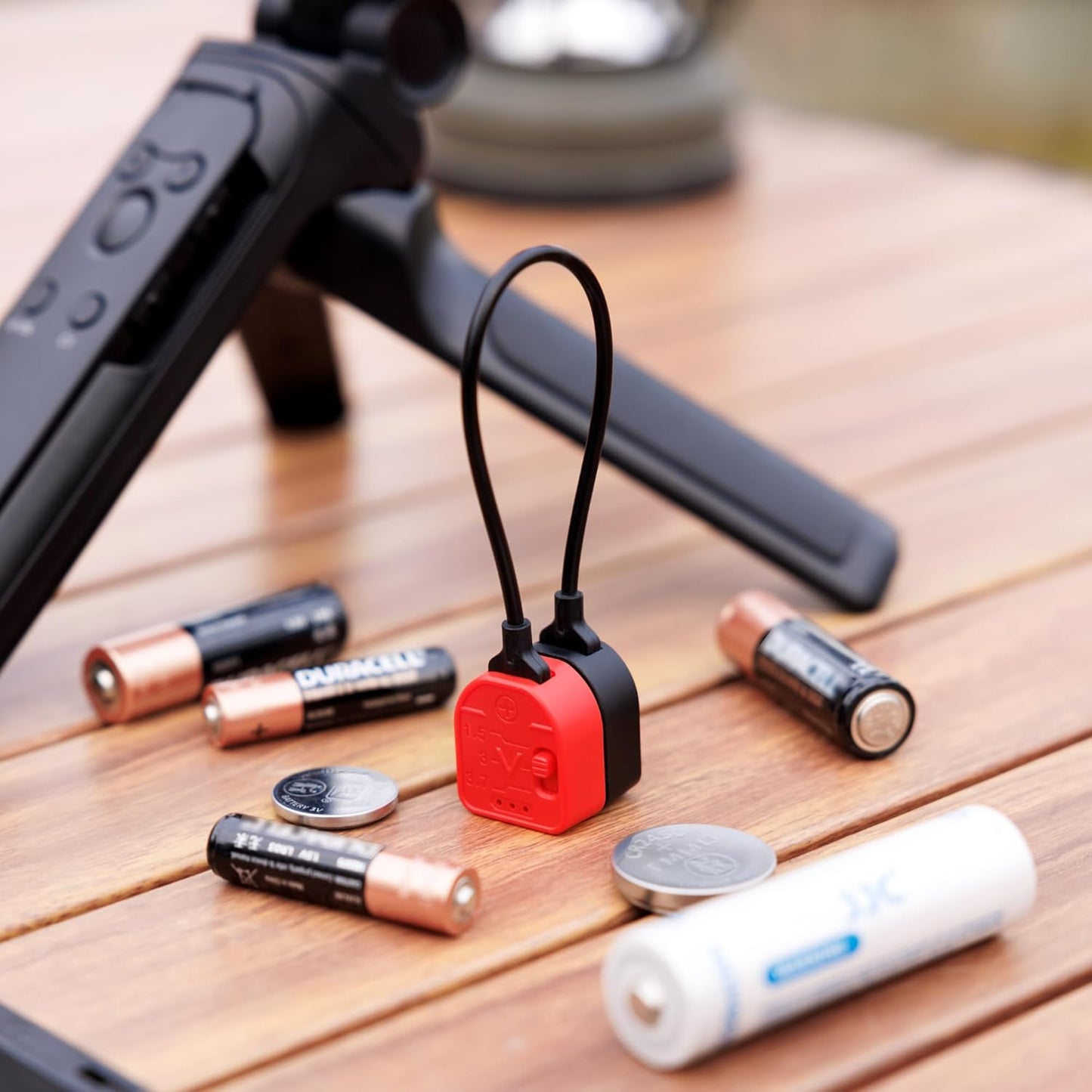 Hard Shell Battery Organizer Holder with Small Battery Tester, IP68 Waterproof Multi 82 Slots Batteries Vault Case for 40 AA & 12 AAA & 12 CR2032 CR2025 & 18 LR44 Button Cell/2 D Size Batteries Case